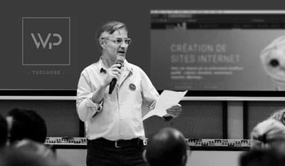 Cyrille Sanson animant un meetup WordPress Toulouse.